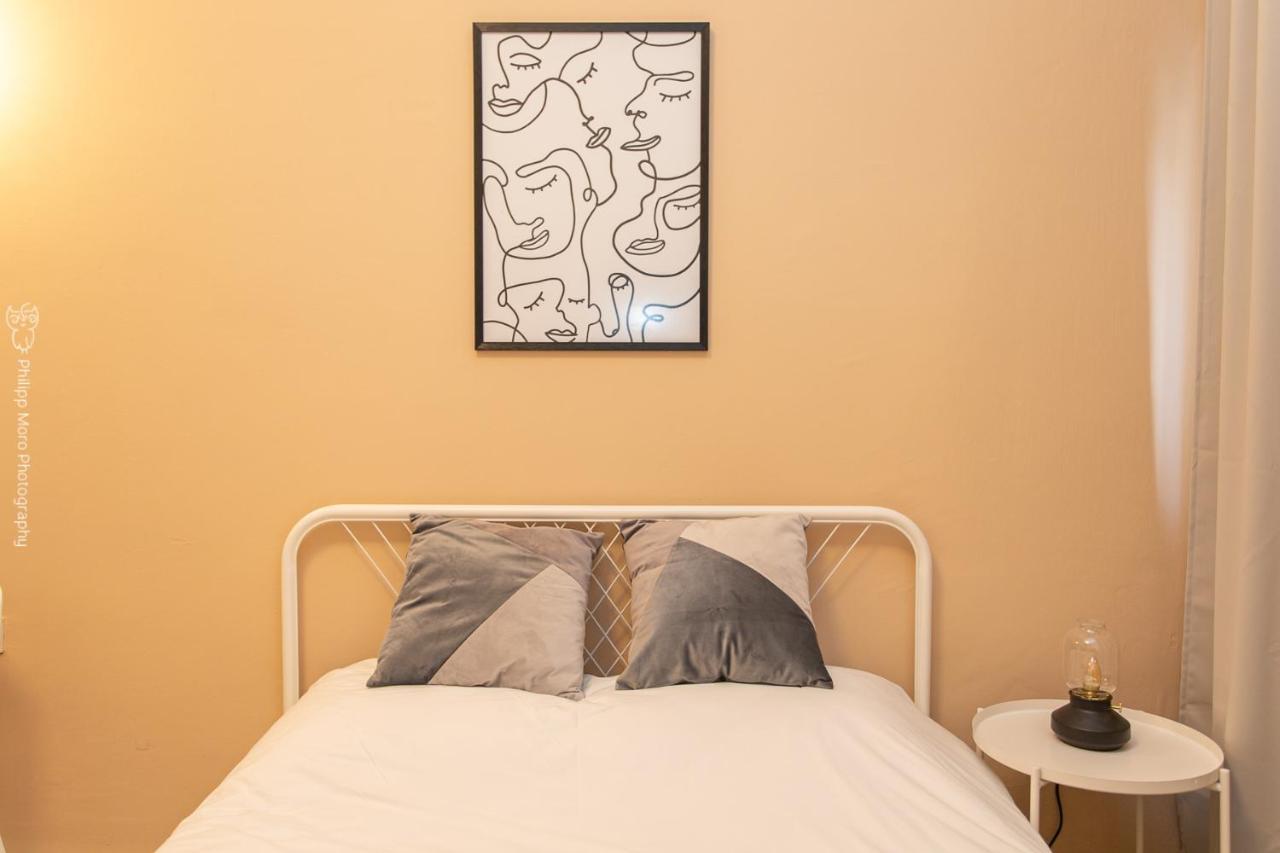Apartment Port