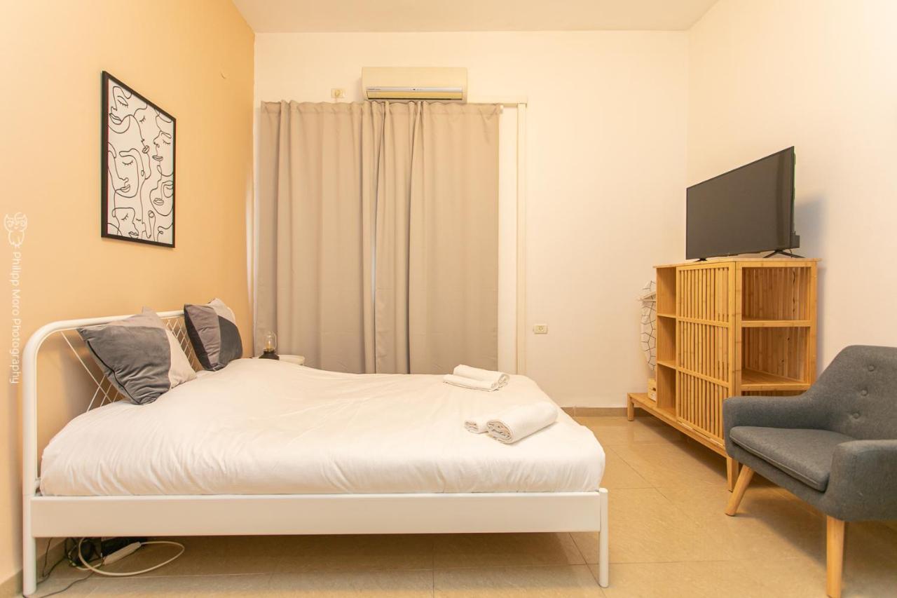 Apartment Port *