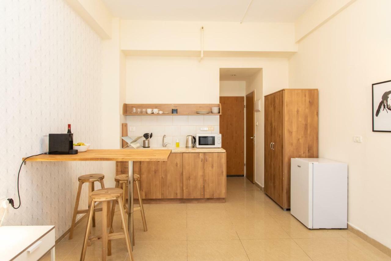 Apartment Port *