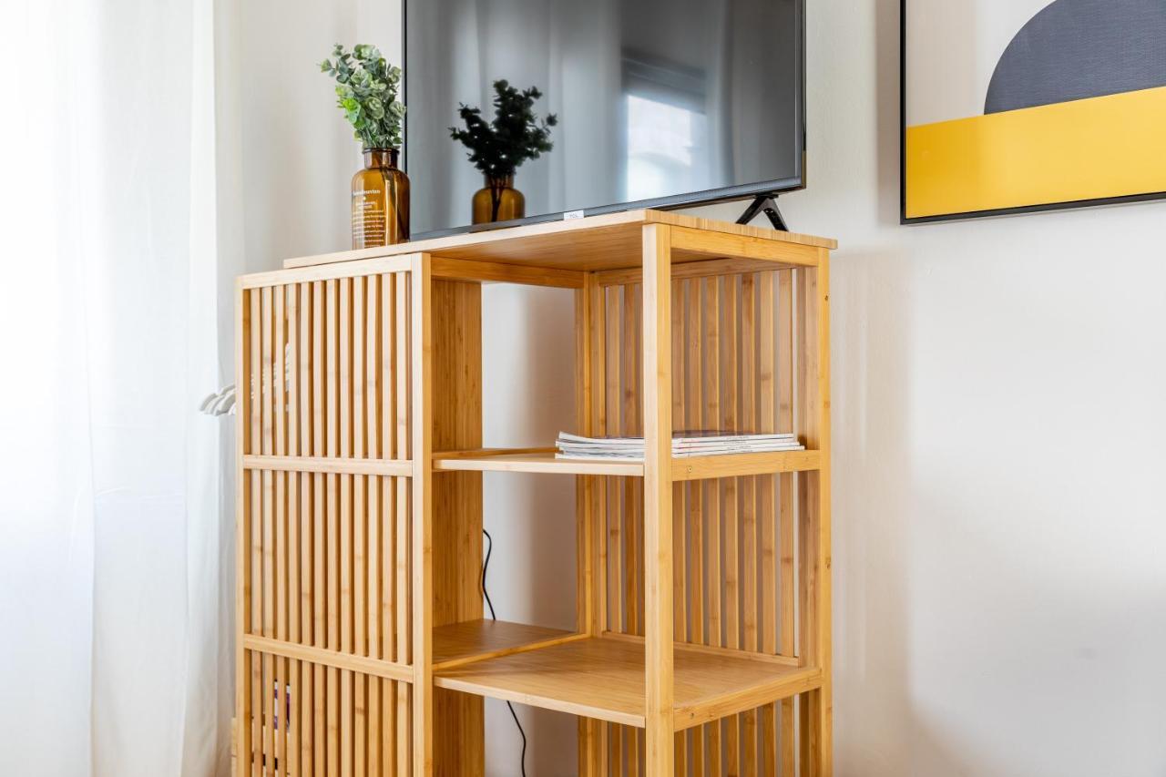 Apartment Port